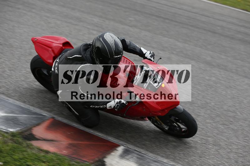 /Archiv-2025/10 23.04.2025 Cornu Master School ADR/rot-rouge/54